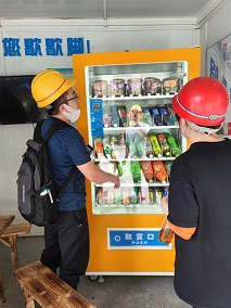 售货机是一种全新的商业零售形式